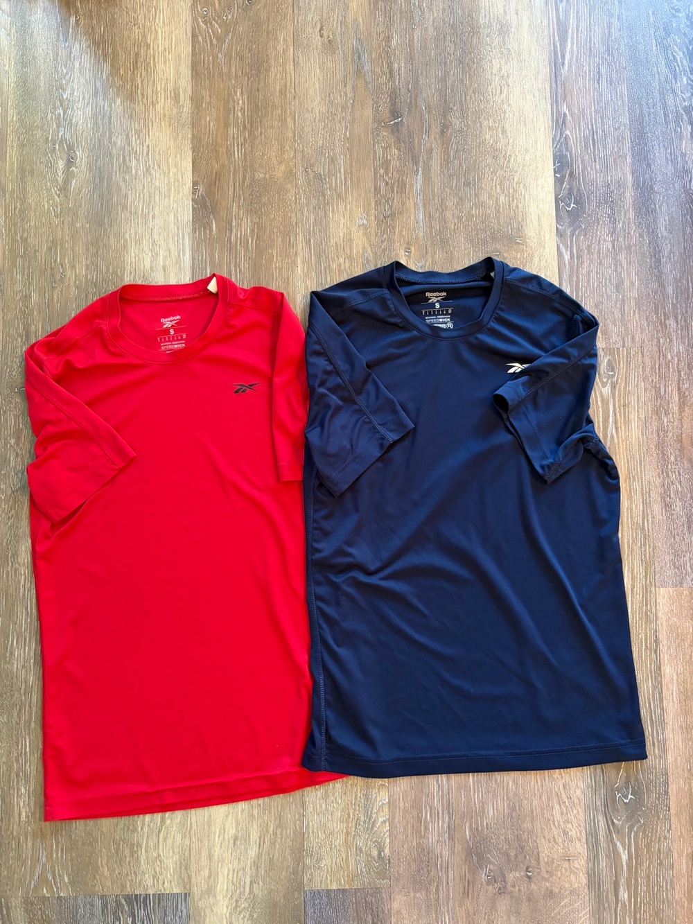Bundle of Men’s Reebok Speedwick short sleeved shirts size S